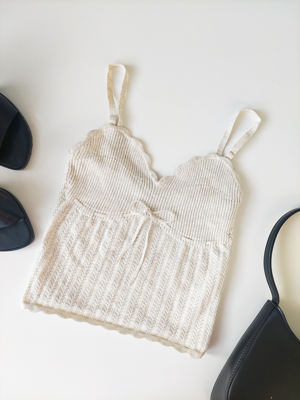 Aritzia Wilfred S Cream Knit Cami Crop Tank Top Ribbed Bust Camisole